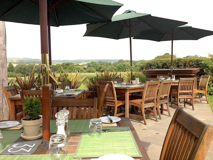 Food & Drinks, Countryside Annexe Near Goodwood, West Sussex