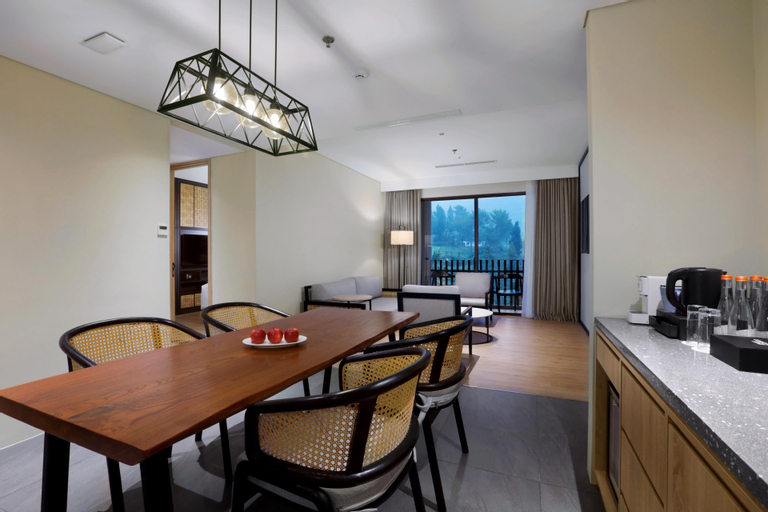 Dining Room 2