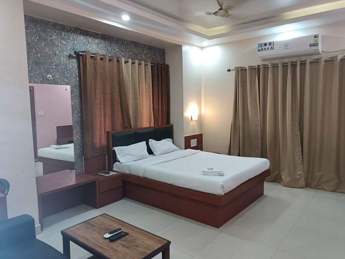 Bedroom 4, HOTEL SUDAKSHINA BY ROH, Cachar