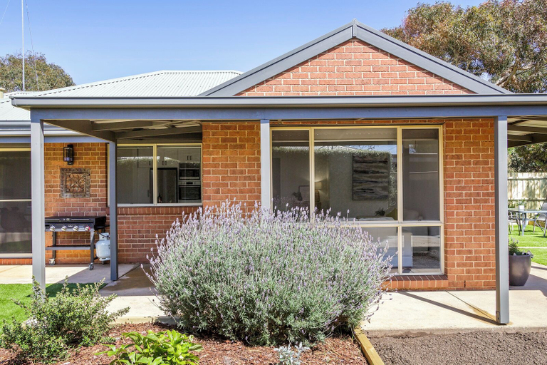 Exterior & Views, 2 Bedroom - Walk to Beach - Pet Friendly, Greater Geelong - Pt B