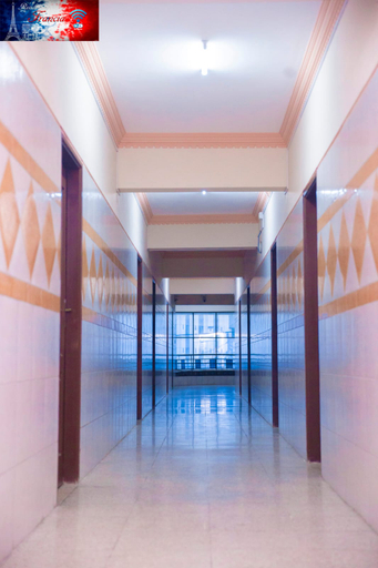 Others, Residencial Francia, Andrés Ibáñez