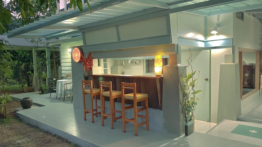 Food & Drinks, Rimsira, Pathiu