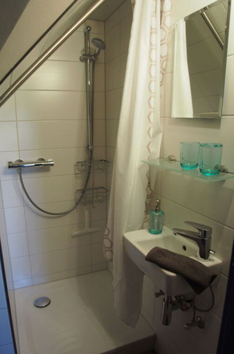 Bathroom, Holiday Apartment Strandkrabbe, Nordfriesland