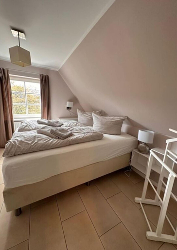 Room 3, "lee" in House Smaswai 10, Nordfriesland