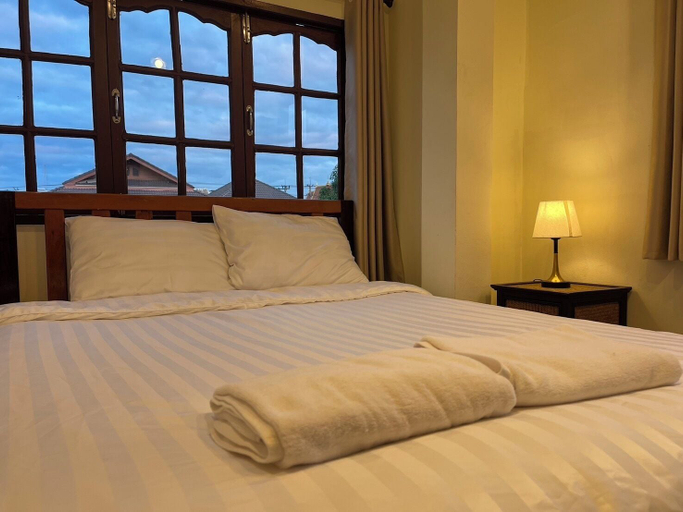 Bedroom 4, Wella & Natee, Chiang Khan