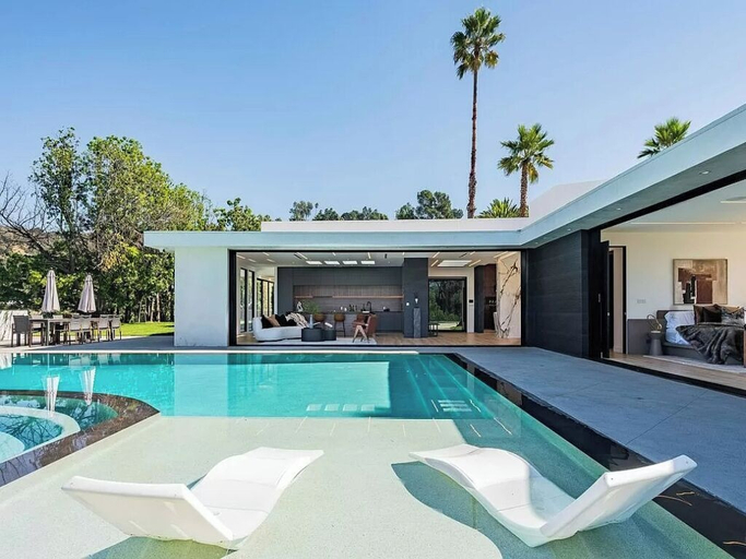 Sport & Beauty 1, Monarch Modern, Los Angeles