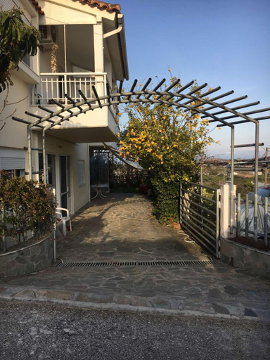 Others 5, Eva Rooms, Epirus