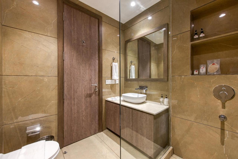 Bathroom 3, ROSASTAYS Gurugram Golf Course, Gurgaon