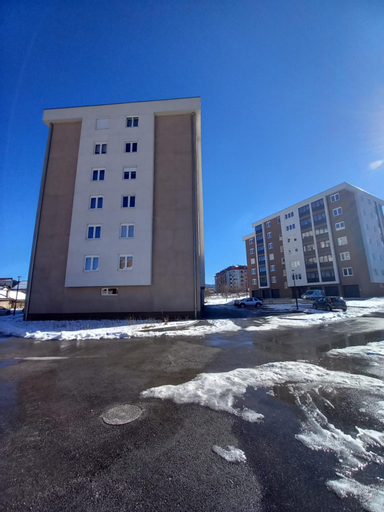 Exterior 15