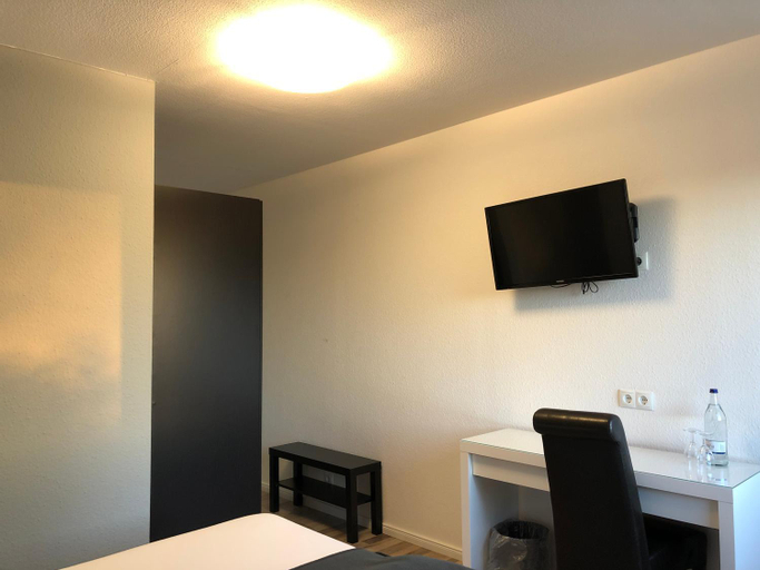 Bedroom 4, Hotel Schwarzes Ross, Oldenburg