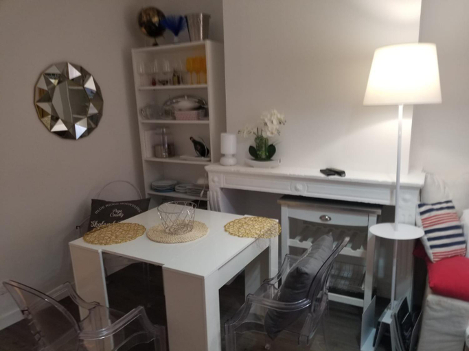 Dining Room 16