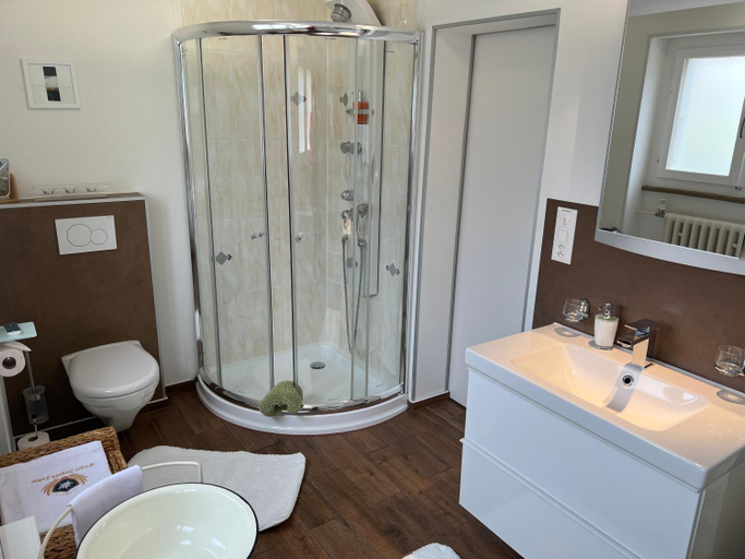 Bathroom 4, Engel Ingold Lodge Chalet "Bargblumli", Interlaken