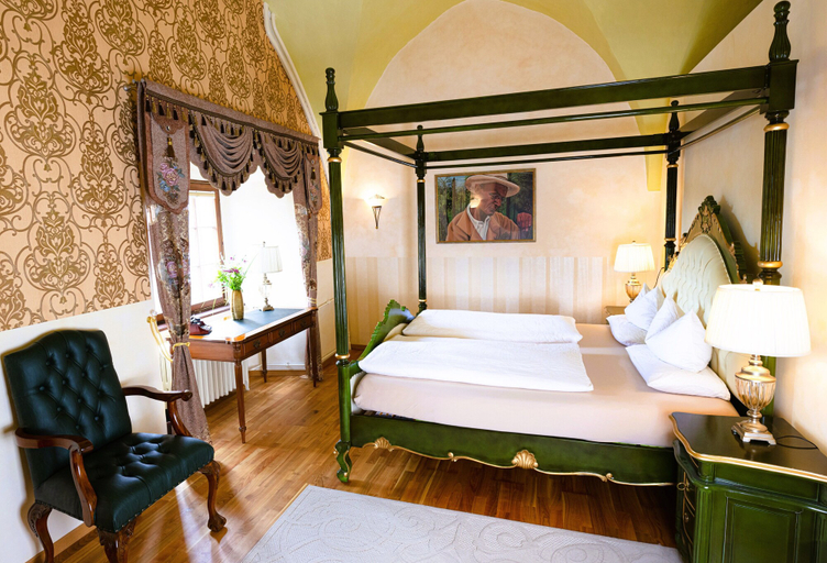Bedroom 3, Tagungszentrum Schloss Hohenfels, Konstanz