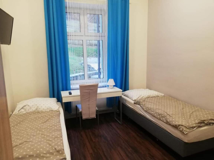 Bedroom 2, Willa Wiktoria, Kłodzko