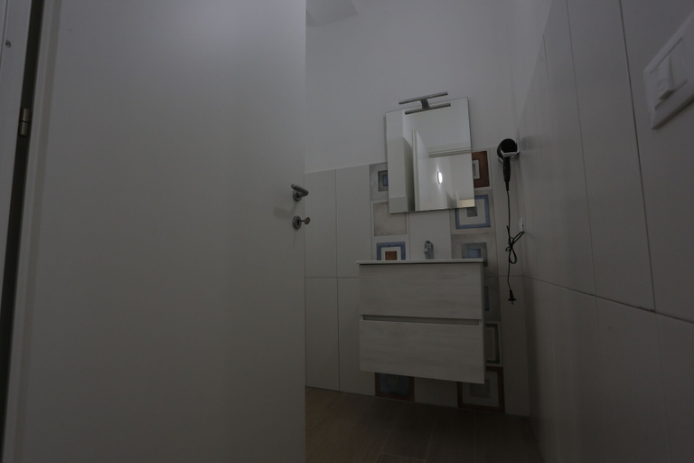 Bathroom 4, CASA FERRANTE SRLS, Palermo