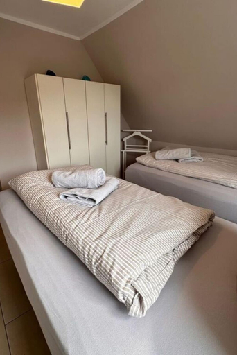 Room 2, "lee" in House Smaswai 10, Nordfriesland