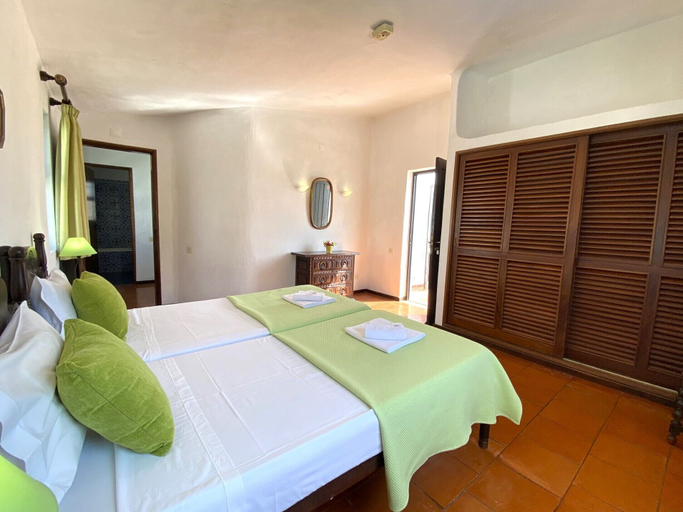 Bedroom 3, Albufeira Vintage Design Villa With Pool, Albufeira