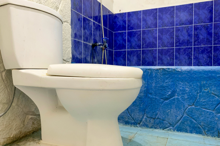Bathroom 4