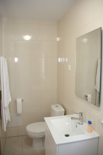 Bathroom 4, Pátio da Caetana, Almeida