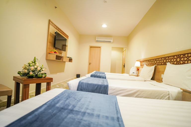Bedroom 4, Osturat Emaar Hotel, Makkah