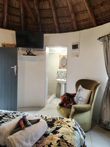 Others 5, CasaMia, Overberg