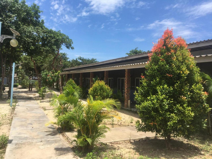 Exterior & Views 1, SCARLET SAILS BUNGALOW, Sihanoukville