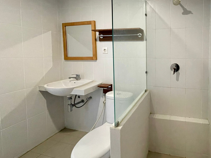 Bathroom 4