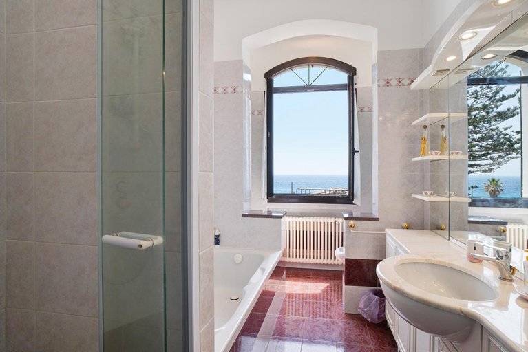 Bedroom 3, Capriccio, Imperia