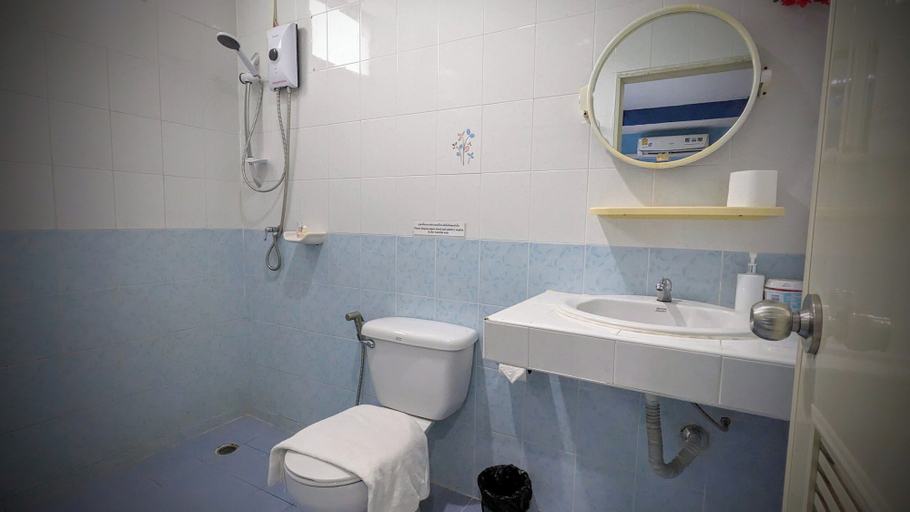Bathroom 3, Heaven House, Phuket Island