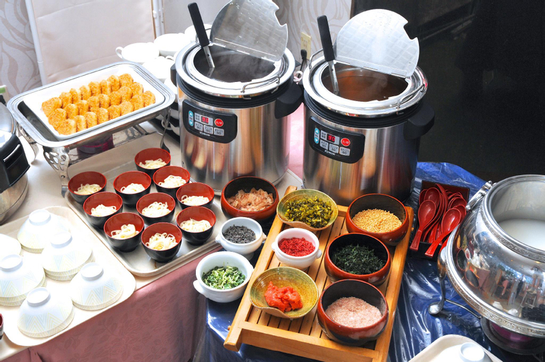 Food & Drinks 5