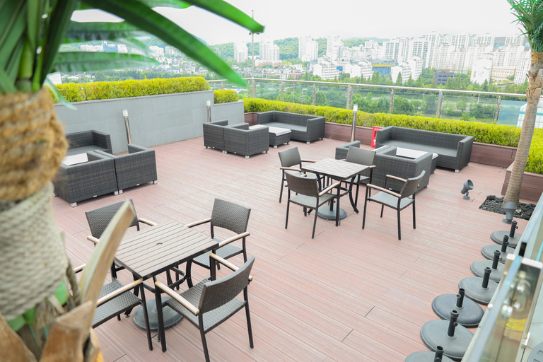 Food & Drinks 4, Skypark Central Seoul Pangyo, Seongnam