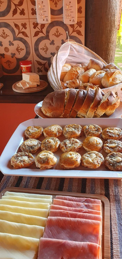 Food & Drinks 3, Ellementares Guest House, Socorro