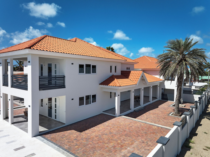 Exterior & Views, Kaikushi