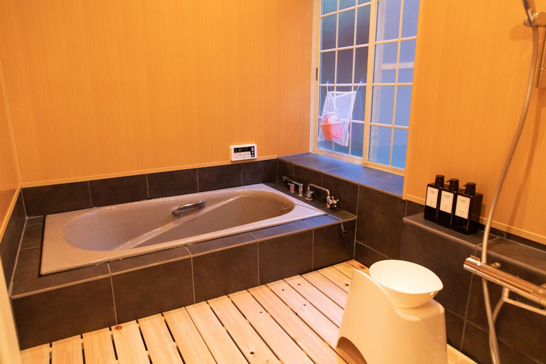 Bathroom, Free BBQ! 150square meter!Enjoy sky, mountain, sea, Itō