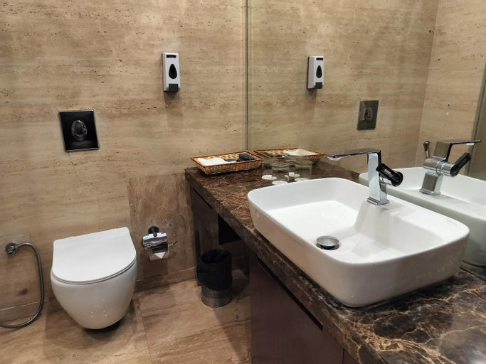 Bathroom 15