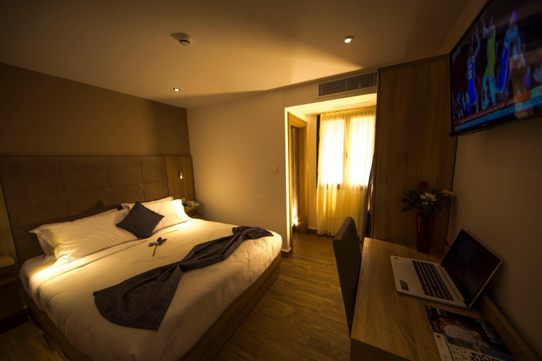 Bedroom 3, Hotel Bournissa, Rouiba