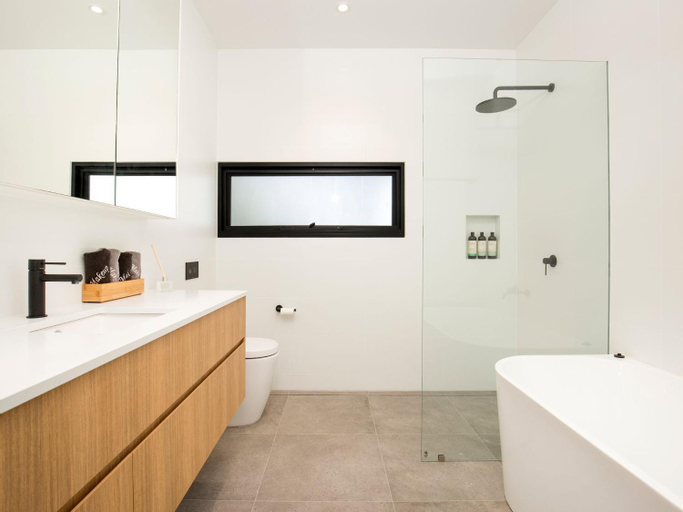 Bedroom 3, Banksia I Absolute Beachfront, Shoalhaven - Pt B