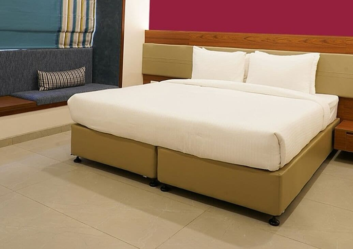 Bedroom 4, Shilton Dee Cee, Chennai
