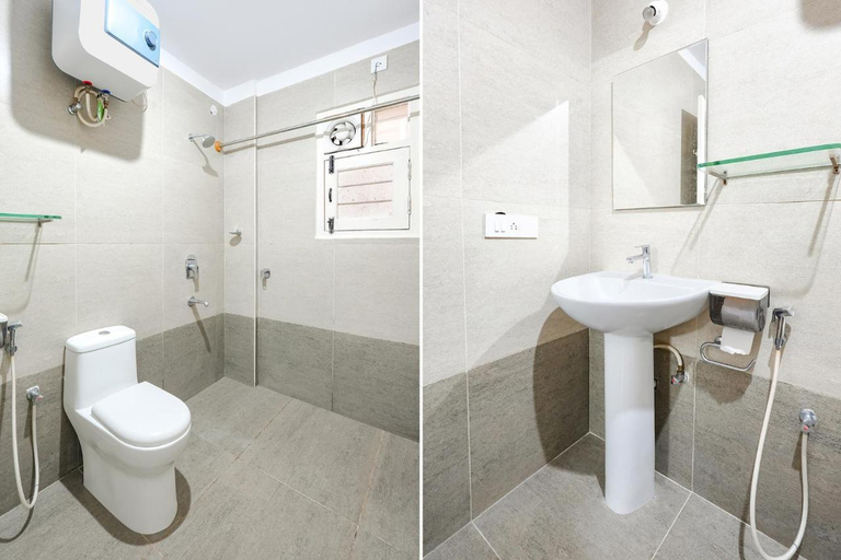 Bathroom 4, Windfall Service Apartment, Bangalore