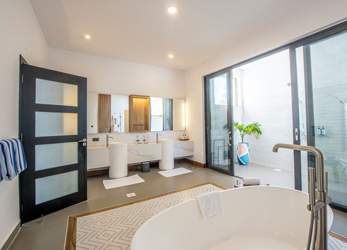 Bathroom 4, SafiraBlu Luxury Resort & Villas, Kaskazini 'A'