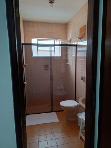 Bathroom 2, Pousada Casablanca Aguas de Sao Pedro - Proximo ao Thermas Water Park, Águas de São Pedro