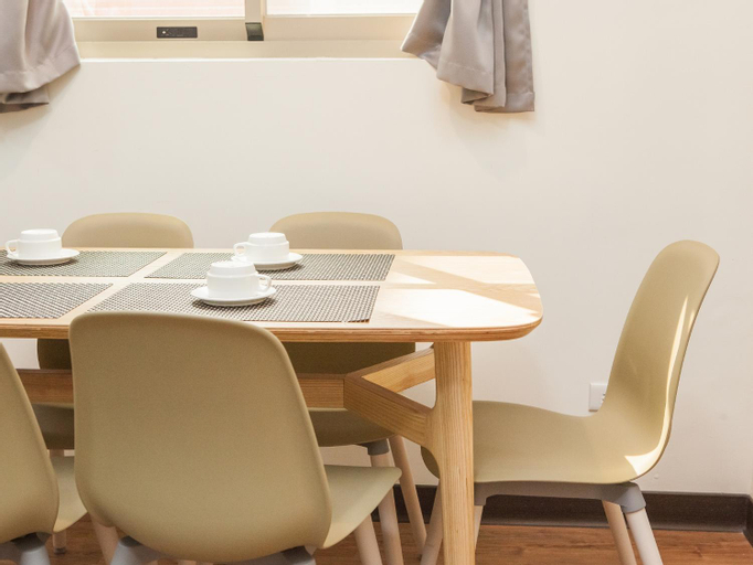 Dining Room 13