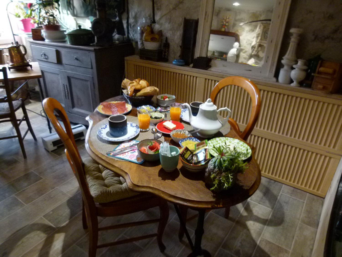 Food & Drinks 3, chambre campagnarde, Var