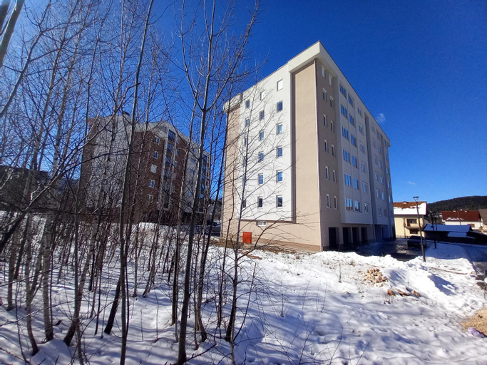 Exterior 12