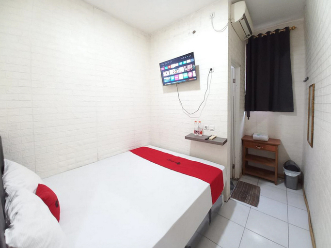 Bedroom 18