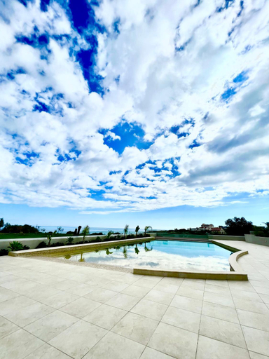Sport & Beauty 2, Emerald Suites