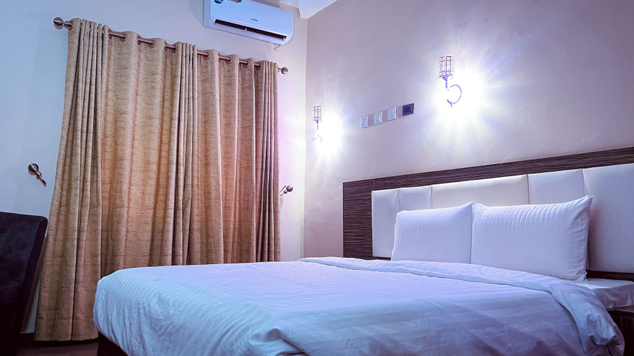 Bedroom 3, Mo-House Hotels and Events Centre, Bwari