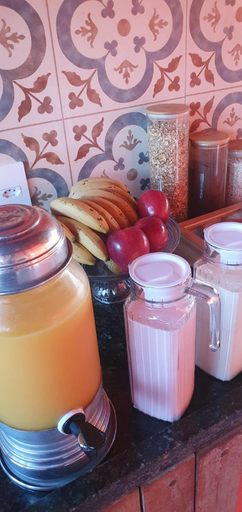 Food & Drinks 4, Ellementares Guest House, Socorro