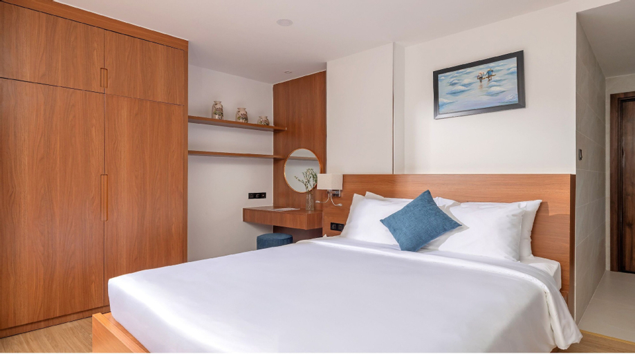 Bedroom 8