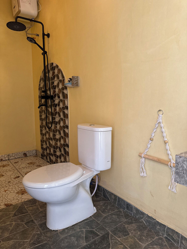 Bathroom 5, Delmora Home Balangan, Badung